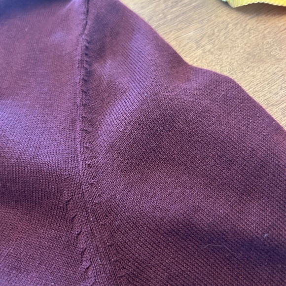 Banana Republic Forever Sweater, Size M, deep Burgandy - Picture 4 of 7